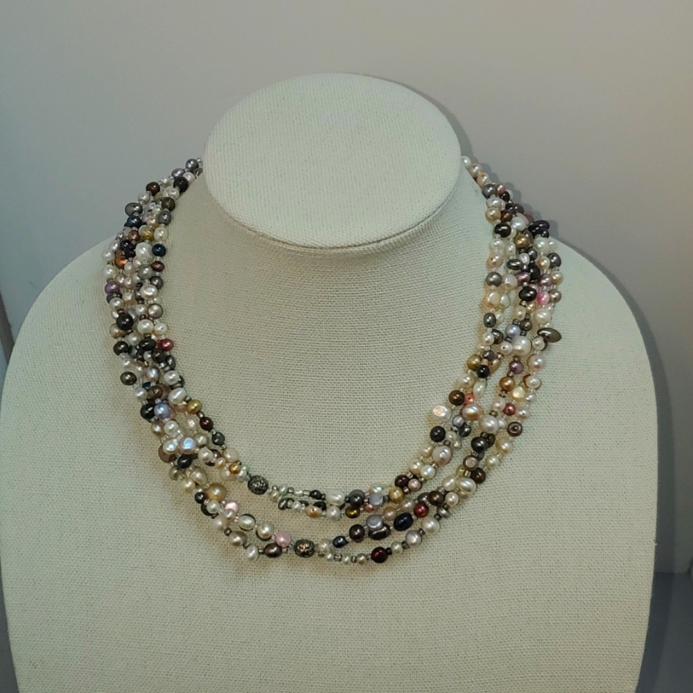 🎉HP - long Weekend Vibe 🎉 Multi Colored Freshwater Pearl Necklace - Hand Made